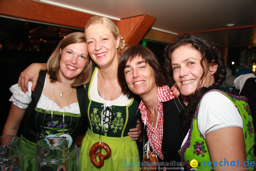 Wiesnboot-besser-fayern-als-die-Bayern-2010-Bodensee-Ueberlingen-110910-seechat_de-IMG_1153.JPG