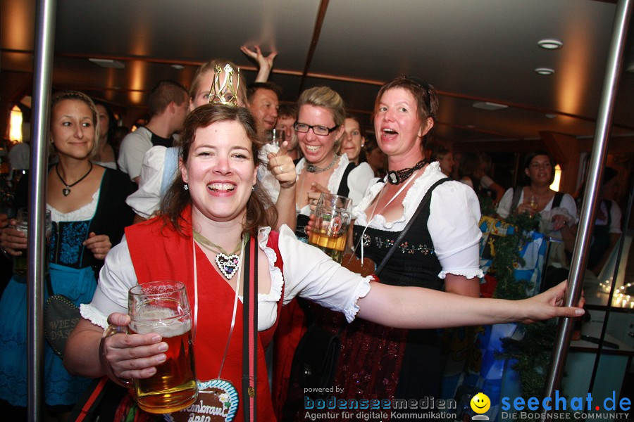 Wiesnboot-besser-fayern-als-die-Bayern-2010-Bodensee-Ueberlingen-110910-seechat_de-IMG_1177.JPG