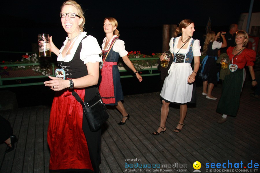 Wiesnboot-besser-fayern-als-die-Bayern-2010-Bodensee-Ueberlingen-110910-seechat_de-IMG_1183.JPG