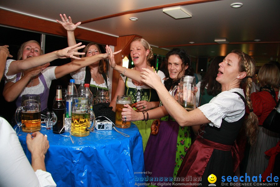 Wiesnboot-besser-fayern-als-die-Bayern-2010-Bodensee-Ueberlingen-110910-seechat_de-IMG_1258.JPG