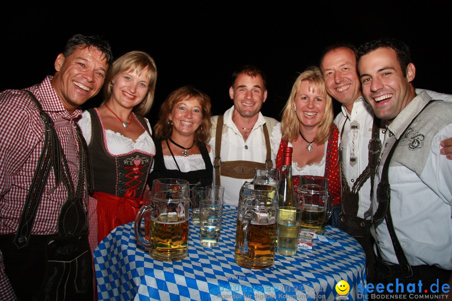 Wiesnboot-besser-fayern-als-die-Bayern-2010-Bodensee-Ueberlingen-110910-seechat_de-IMG_1286.JPG