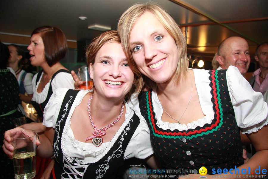 Wiesnboot-besser-fayern-als-die-Bayern-2010-Bodensee-Ueberlingen-110910-seechat_de-IMG_1305.JPG