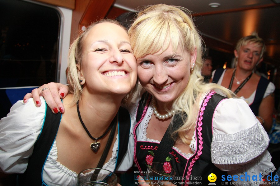 Wiesnboot-besser-fayern-als-die-Bayern-2010-Bodensee-Ueberlingen-110910-seechat_de-IMG_1307.JPG