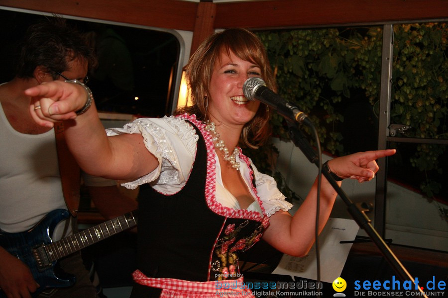 Wiesnboot-besser-fayern-als-die-Bayern-2010-Bodensee-Ueberlingen-110910-seechat_de-IMG_1325.JPG