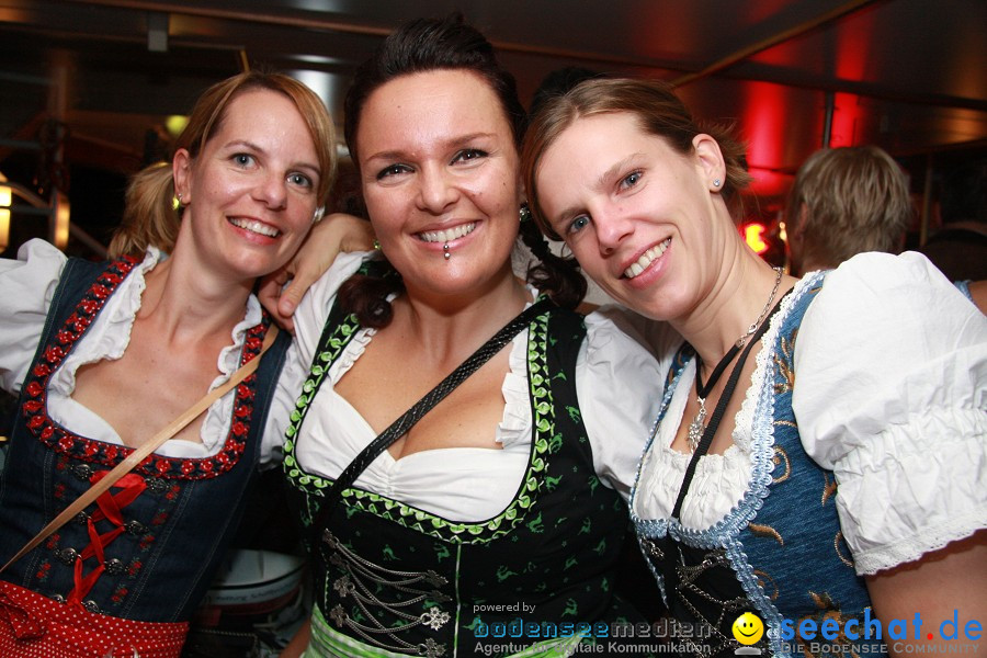 Wiesnboot-besser-fayern-als-die-Bayern-2010-Bodensee-Ueberlingen-110910-seechat_de-IMG_1354.JPG