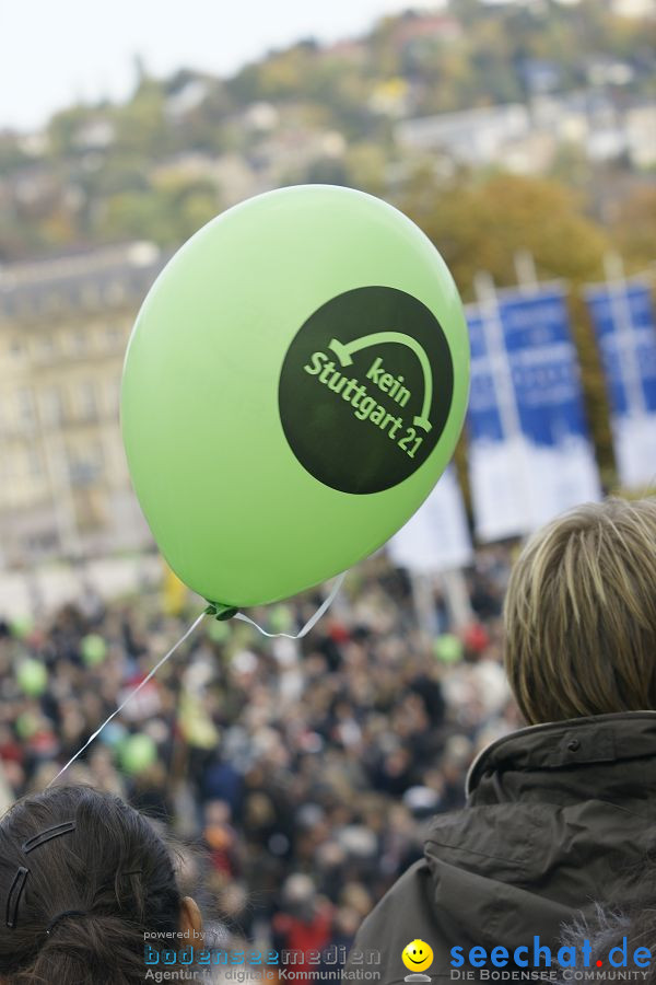 Stuttgart21-Grosskundgebung-Stuttgart-23102010-Bodensee-Community-seechat_de-_061.JPG