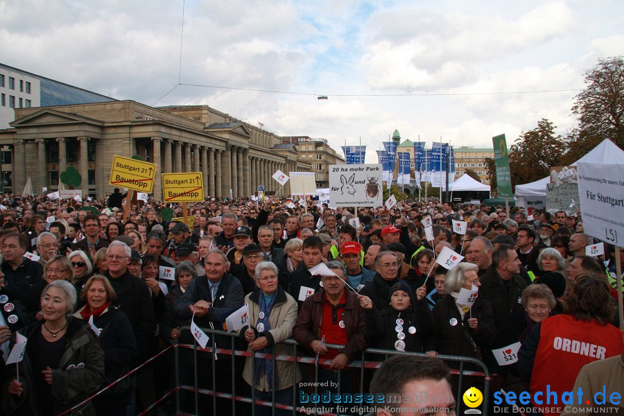 Stuttgart21-Grosskundgebung-Stuttgart-23102010-Bodensee-Community-seechat_de-_09.JPG