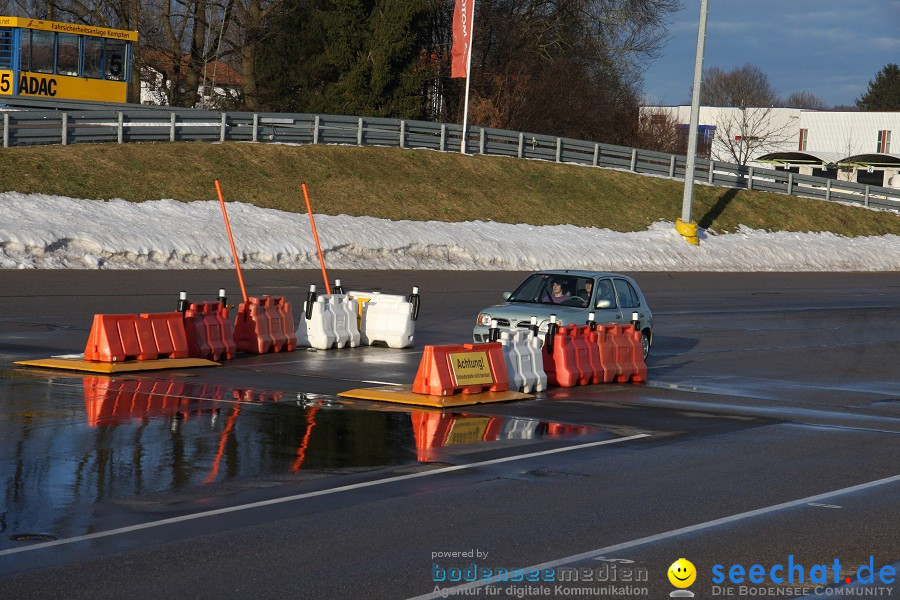 1. seechat.de Verkehrssicherheitstag auf der ADAC-Fahrsicherheitsanlage: Ke