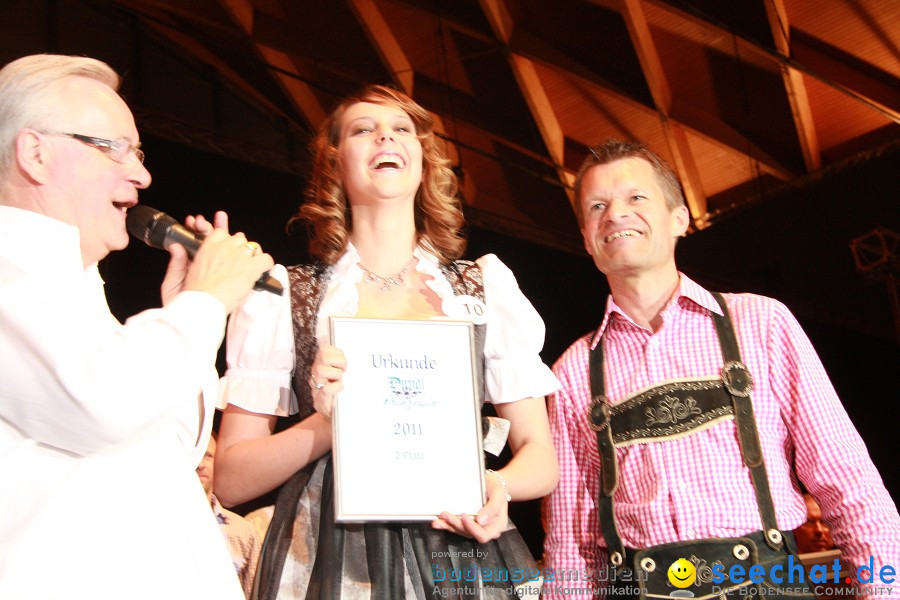 Dirndl Prinzessin 2011 - IBO-Messe: Bayrische7, Jungen Zillertalern: Friedr