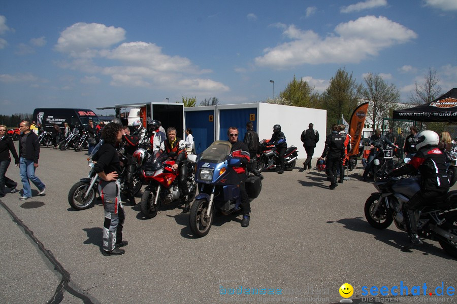 seechat.de Motorrad-Kurventraining: Start-up-Day-ADAC-Fahrsicherheitsanlage