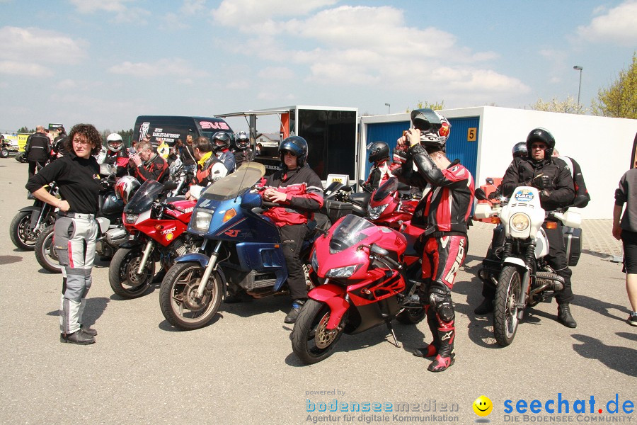 seechat.de Motorrad-Kurventraining: Start-up-Day-ADAC-Fahrsicherheitsanlage