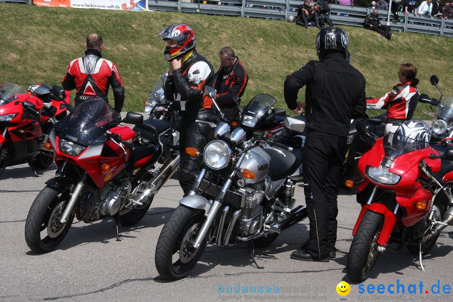 seechat.de Motorrad-Kurventraining: Start-up-Day-ADAC-Fahrsicherheitsanlage