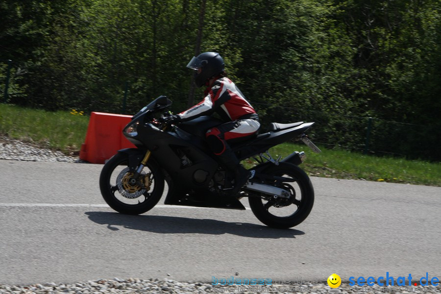 seechat.de Motorrad-Kurventraining: Start-up-Day-ADAC-Fahrsicherheitsanlage