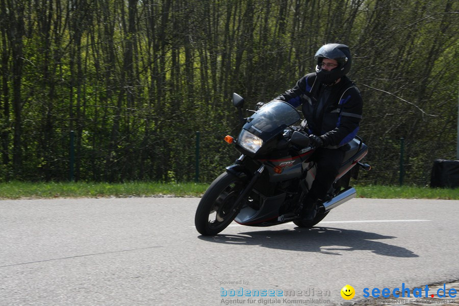 seechat.de Motorrad-Kurventraining: Start-up-Day-ADAC-Fahrsicherheitsanlage