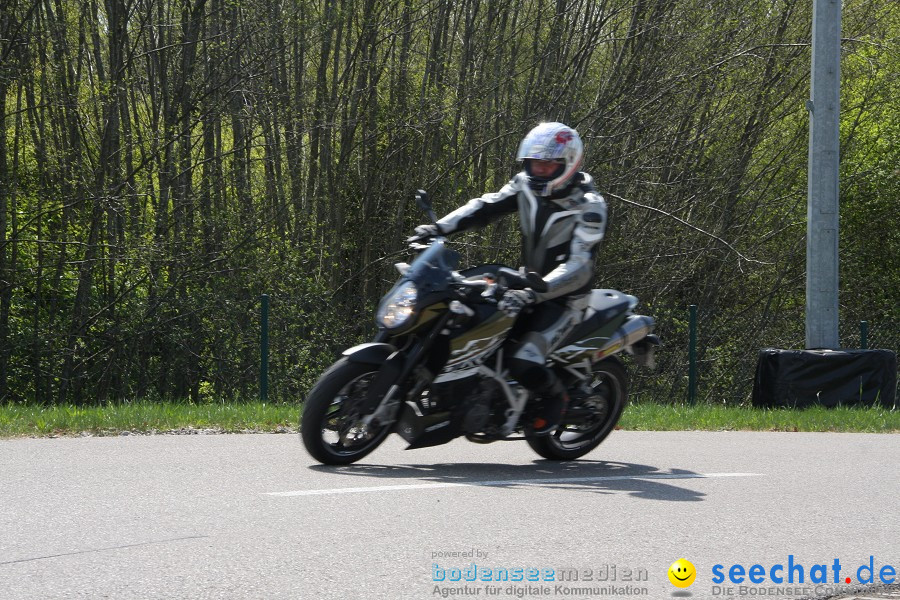 seechat.de Motorrad-Kurventraining: Start-up-Day-ADAC-Fahrsicherheitsanlage