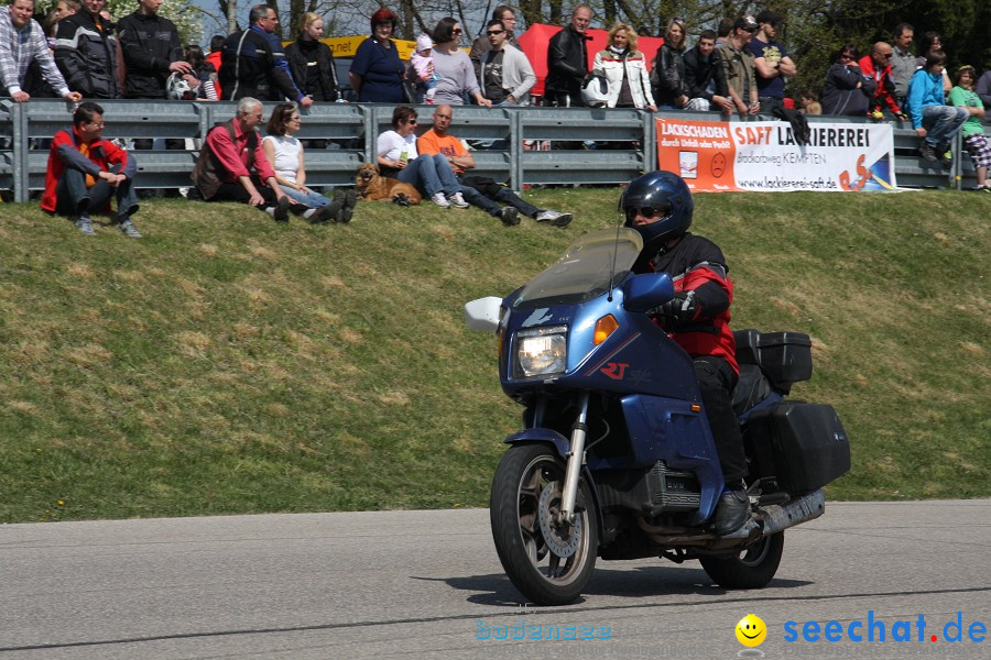 seechat.de Motorrad-Kurventraining: Start-up-Day-ADAC-Fahrsicherheitsanlage