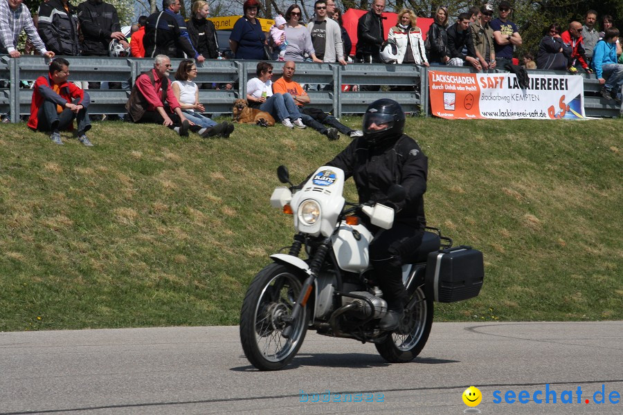 seechat.de Motorrad-Kurventraining: Start-up-Day-ADAC-Fahrsicherheitsanlage