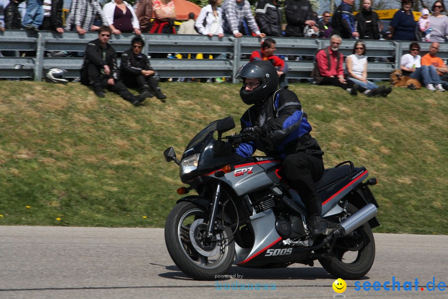 seechat.de Motorrad-Kurventraining: Start-up-Day-ADAC-Fahrsicherheitsanlage