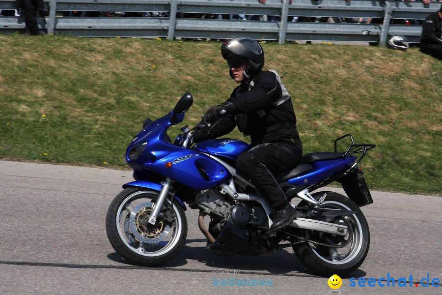 seechat.de Motorrad-Kurventraining: Start-up-Day-ADAC-Fahrsicherheitsanlage