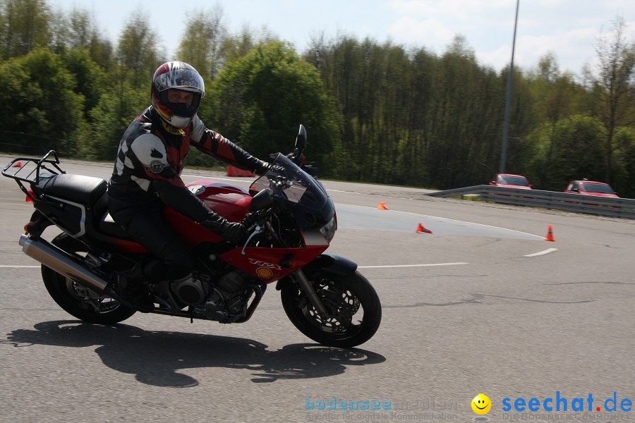 seechat.de Motorrad-Kurventraining: Start-up-Day-ADAC-Fahrsicherheitsanlage