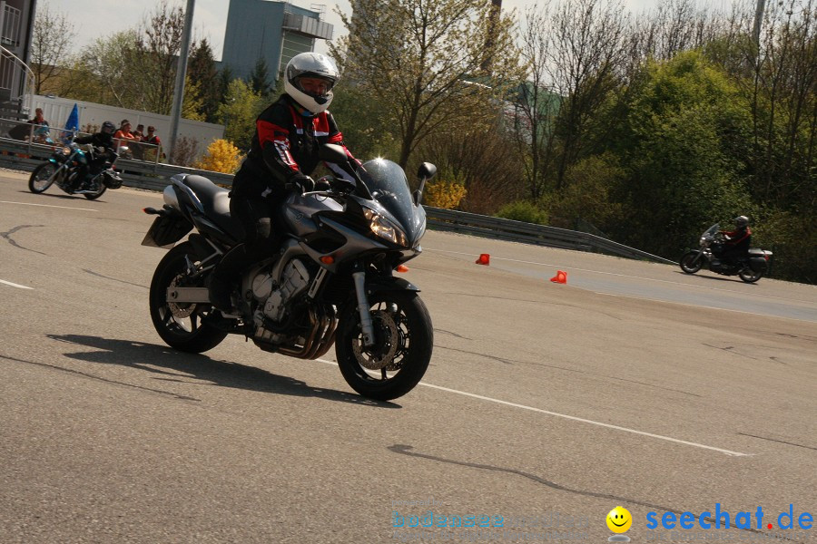 seechat.de Motorrad-Kurventraining: Start-up-Day-ADAC-Fahrsicherheitsanlage