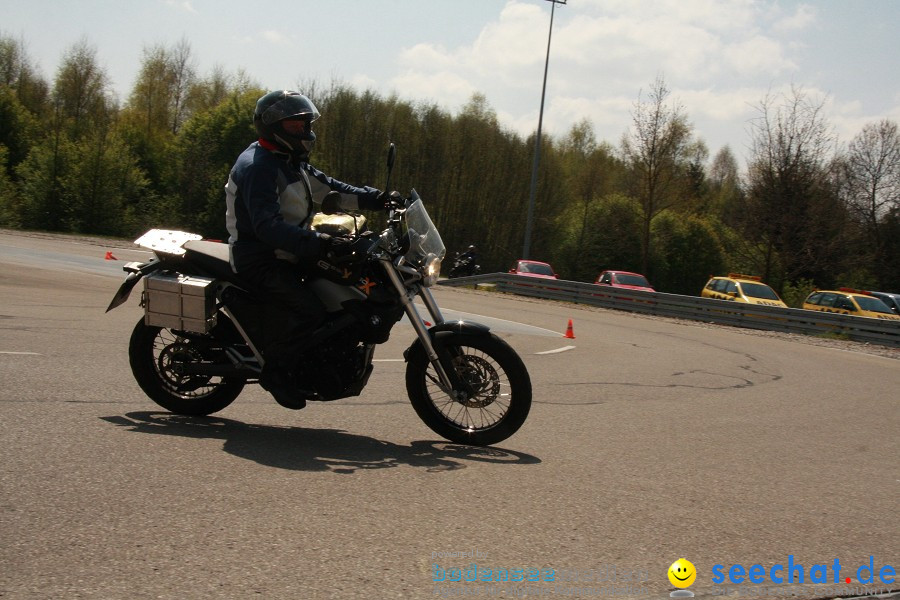 seechat.de Motorrad-Kurventraining: Start-up-Day-ADAC-Fahrsicherheitsanlage