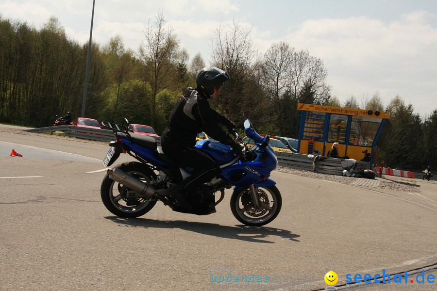 seechat.de Motorrad-Kurventraining: Start-up-Day-ADAC-Fahrsicherheitsanlage