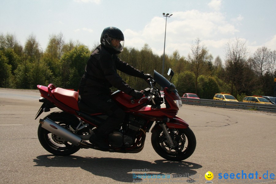 seechat.de Motorrad-Kurventraining: Start-up-Day-ADAC-Fahrsicherheitsanlage