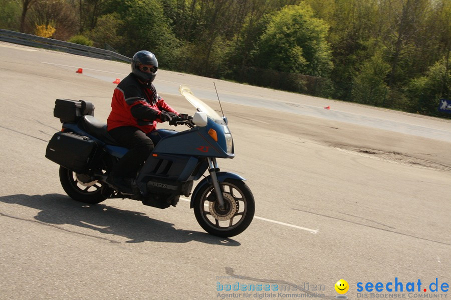 seechat.de Motorrad-Kurventraining: Start-up-Day-ADAC-Fahrsicherheitsanlage