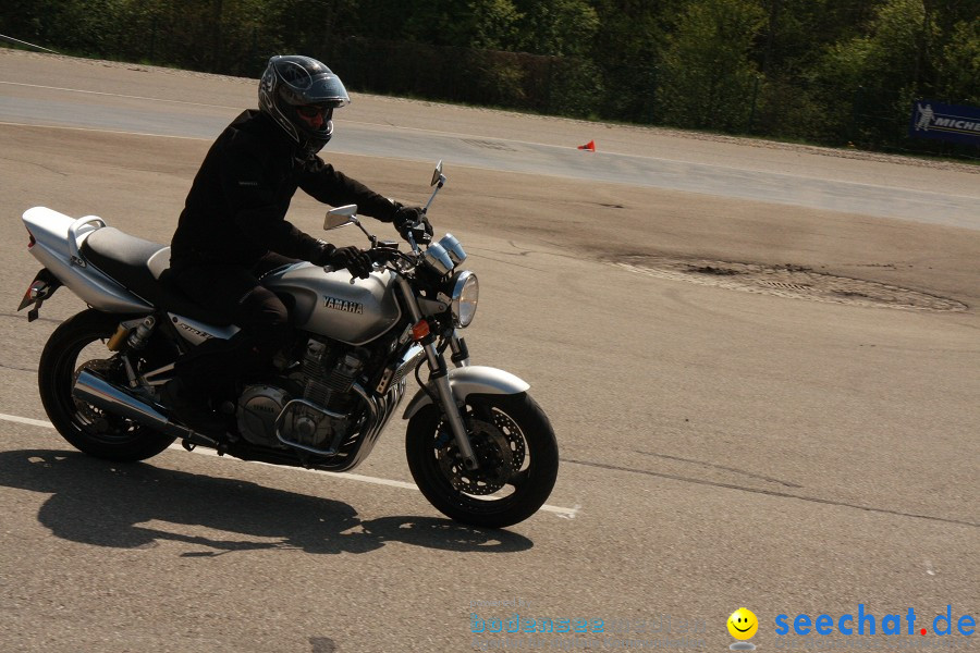 seechat.de Motorrad-Kurventraining: Start-up-Day-ADAC-Fahrsicherheitsanlage