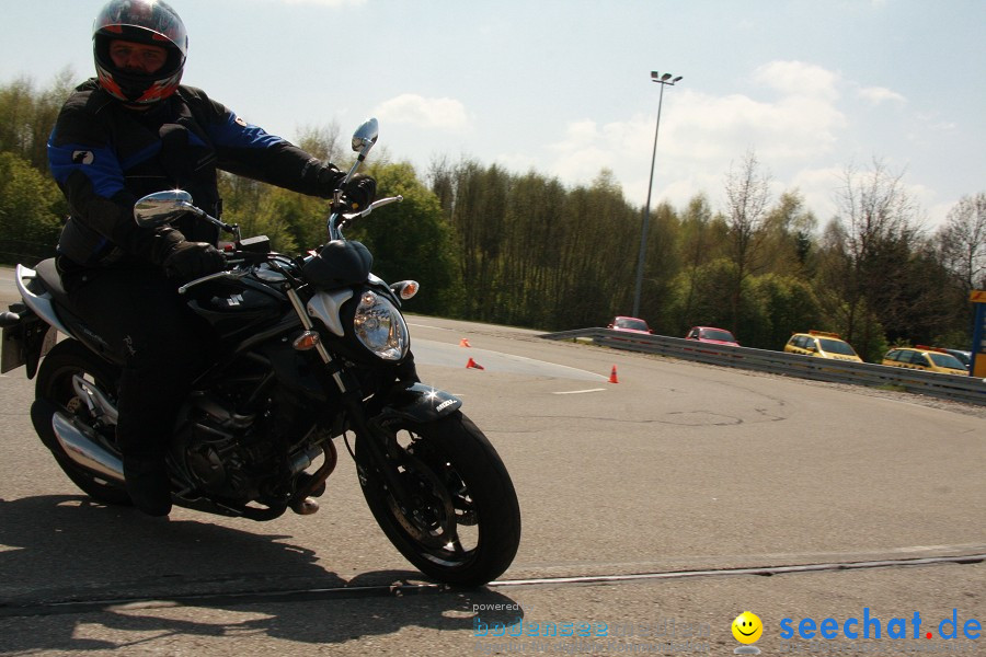 seechat.de Motorrad-Kurventraining: Start-up-Day-ADAC-Fahrsicherheitsanlage