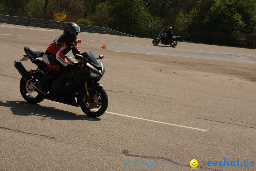 seechat.de Motorrad-Kurventraining: Start-up-Day-ADAC-Fahrsicherheitsanlage