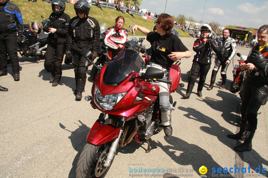 seechat.de Motorrad-Kurventraining: Start-up-Day-ADAC-Fahrsicherheitsanlage