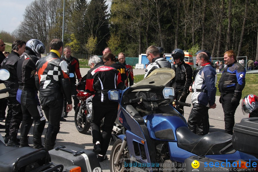 seechat.de Motorrad-Kurventraining: Start-up-Day-ADAC-Fahrsicherheitsanlage