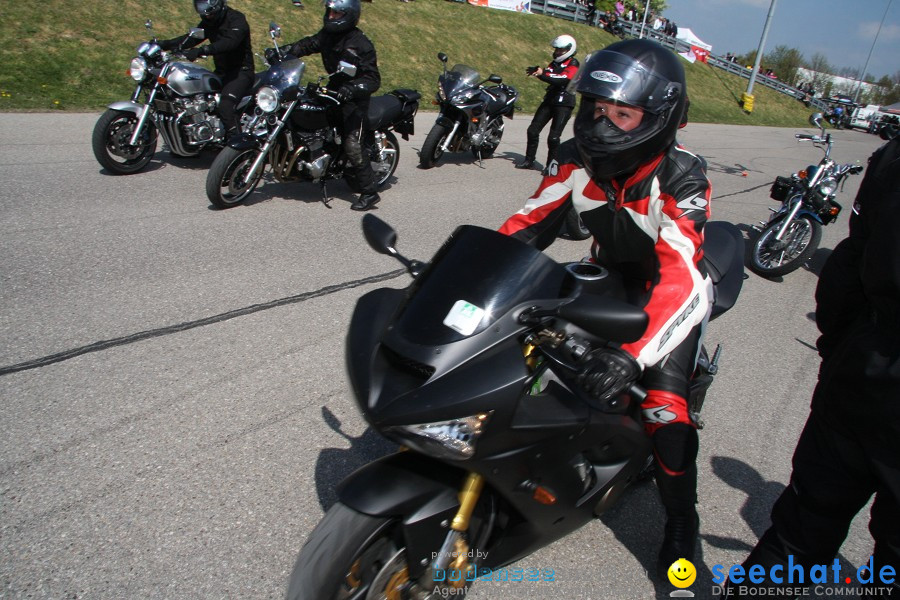 seechat.de Motorrad-Kurventraining: Start-up-Day-ADAC-Fahrsicherheitsanlage