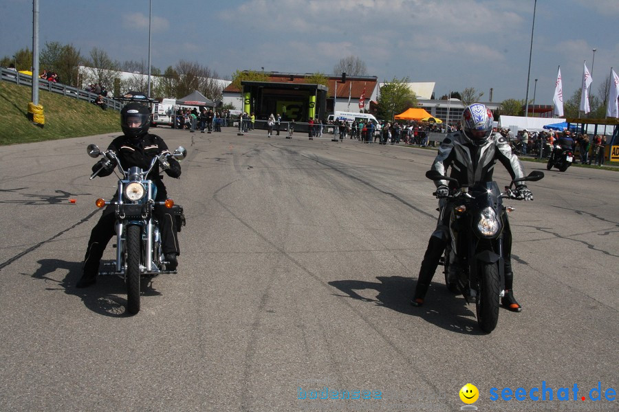 seechat.de Motorrad-Kurventraining: Start-up-Day-ADAC-Fahrsicherheitsanlage