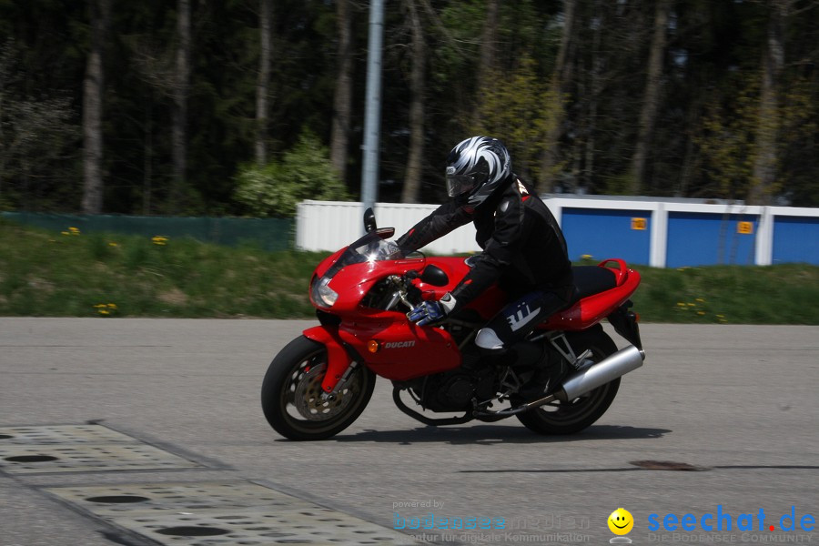 seechat.de Motorrad-Kurventraining: Start-up-Day-ADAC-Fahrsicherheitsanlage