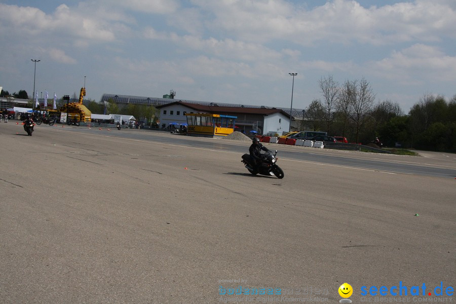 seechat.de Motorrad-Kurventraining: Start-up-Day-ADAC-Fahrsicherheitsanlage