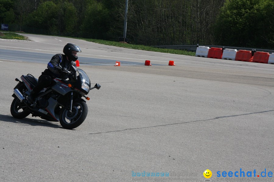 seechat.de Motorrad-Kurventraining: Start-up-Day-ADAC-Fahrsicherheitsanlage