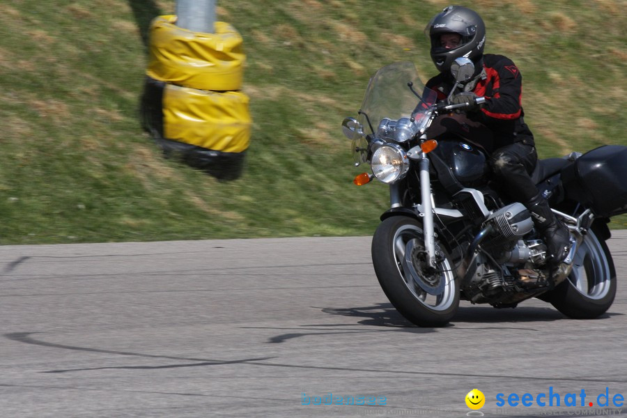 seechat.de Motorrad-Kurventraining: Start-up-Day-ADAC-Fahrsicherheitsanlage