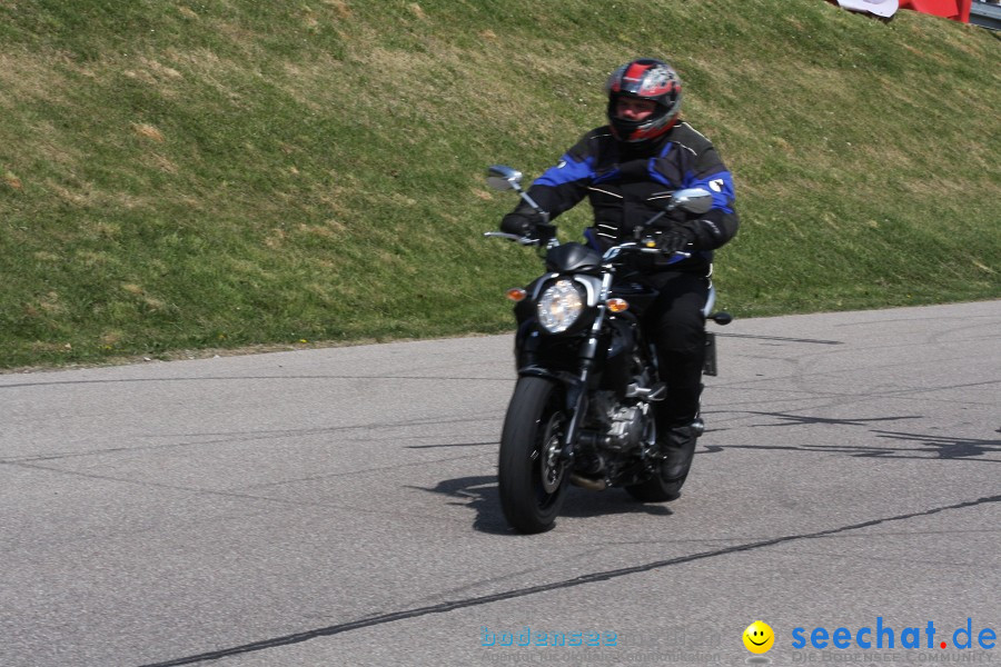 seechat.de Motorrad-Kurventraining: Start-up-Day-ADAC-Fahrsicherheitsanlage