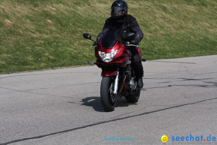 seechat.de Motorrad-Kurventraining: Start-up-Day-ADAC-Fahrsicherheitsanlage