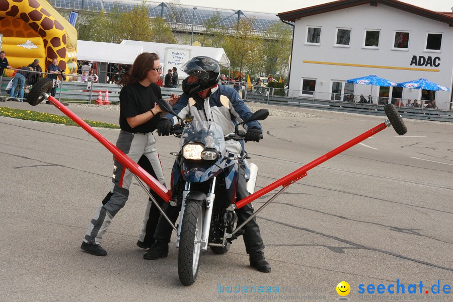 seechat.de Motorrad-Kurventraining: Start-up-Day-ADAC-Fahrsicherheitsanlage