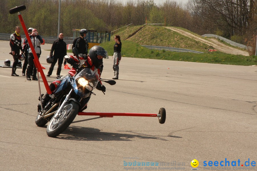 seechat.de Motorrad-Kurventraining: Start-up-Day-ADAC-Fahrsicherheitsanlage