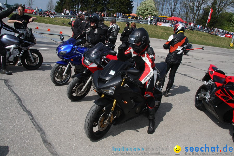 seechat.de Motorrad-Kurventraining: Start-up-Day-ADAC-Fahrsicherheitsanlage