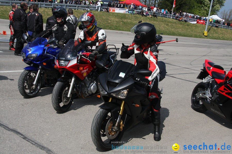 seechat.de Motorrad-Kurventraining: Start-up-Day-ADAC-Fahrsicherheitsanlage