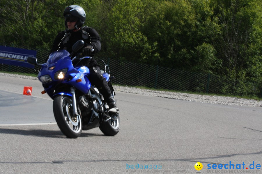 seechat.de Motorrad-Kurventraining: Start-up-Day-ADAC-Fahrsicherheitsanlage