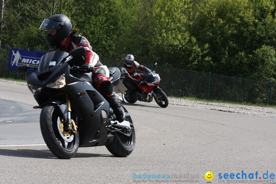 seechat.de Motorrad-Kurventraining: Start-up-Day-ADAC-Fahrsicherheitsanlage