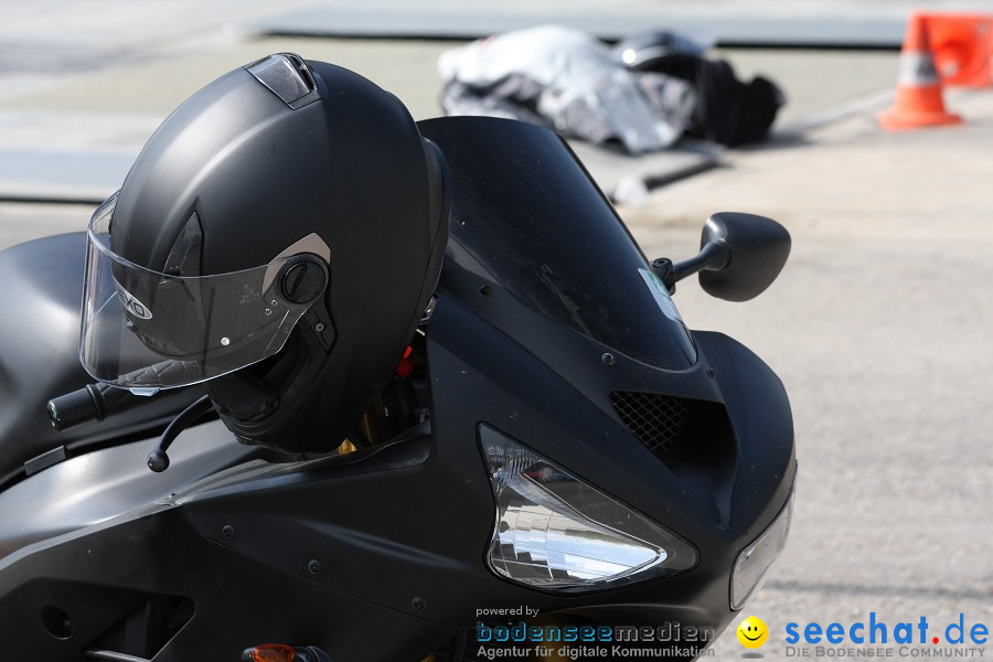 seechat.de Motorrad-Kurventraining: Start-up-Day-ADAC-Fahrsicherheitsanlage