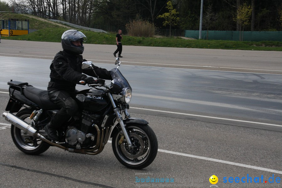 seechat.de Motorrad-Kurventraining: Start-up-Day-ADAC-Fahrsicherheitsanlage